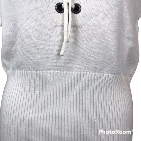 NWT LINE + DOT Cream Lea Grommet Knit Top Sz S - Picture 2 of 5